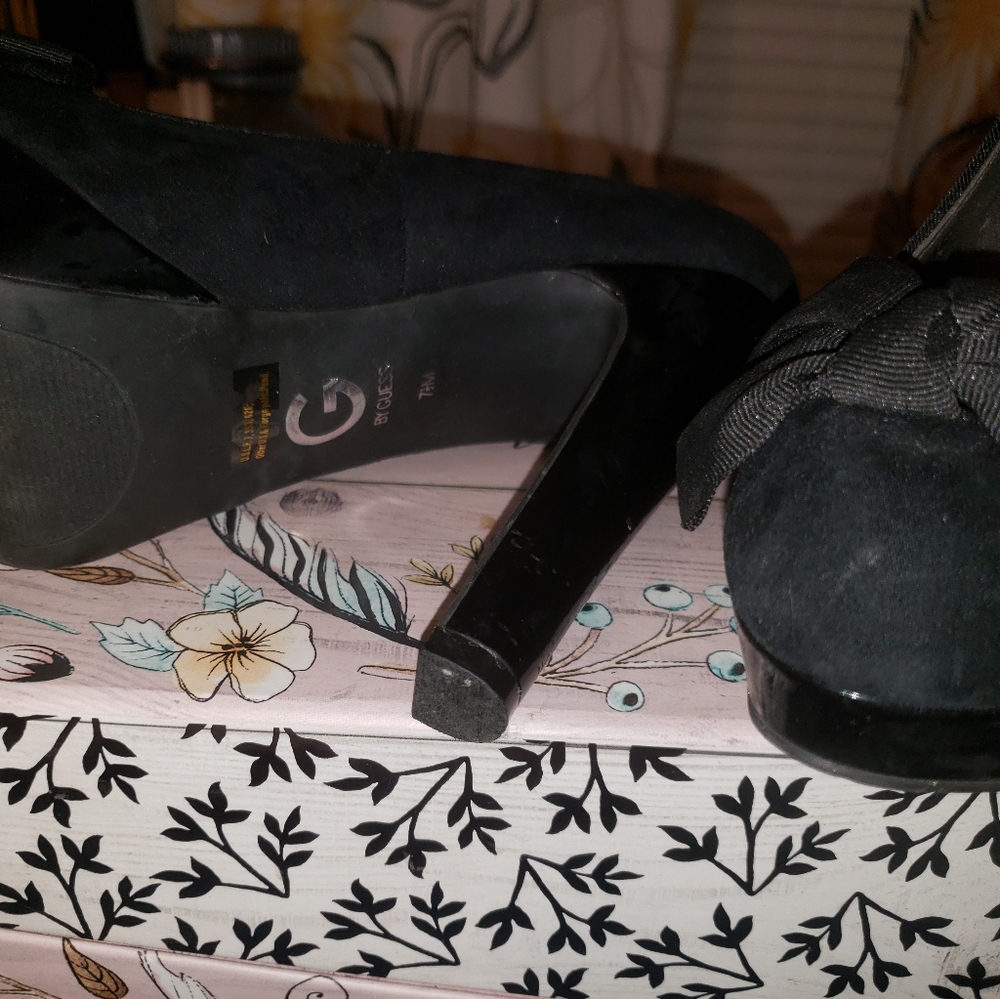 Shoes - Picture 2 of 2